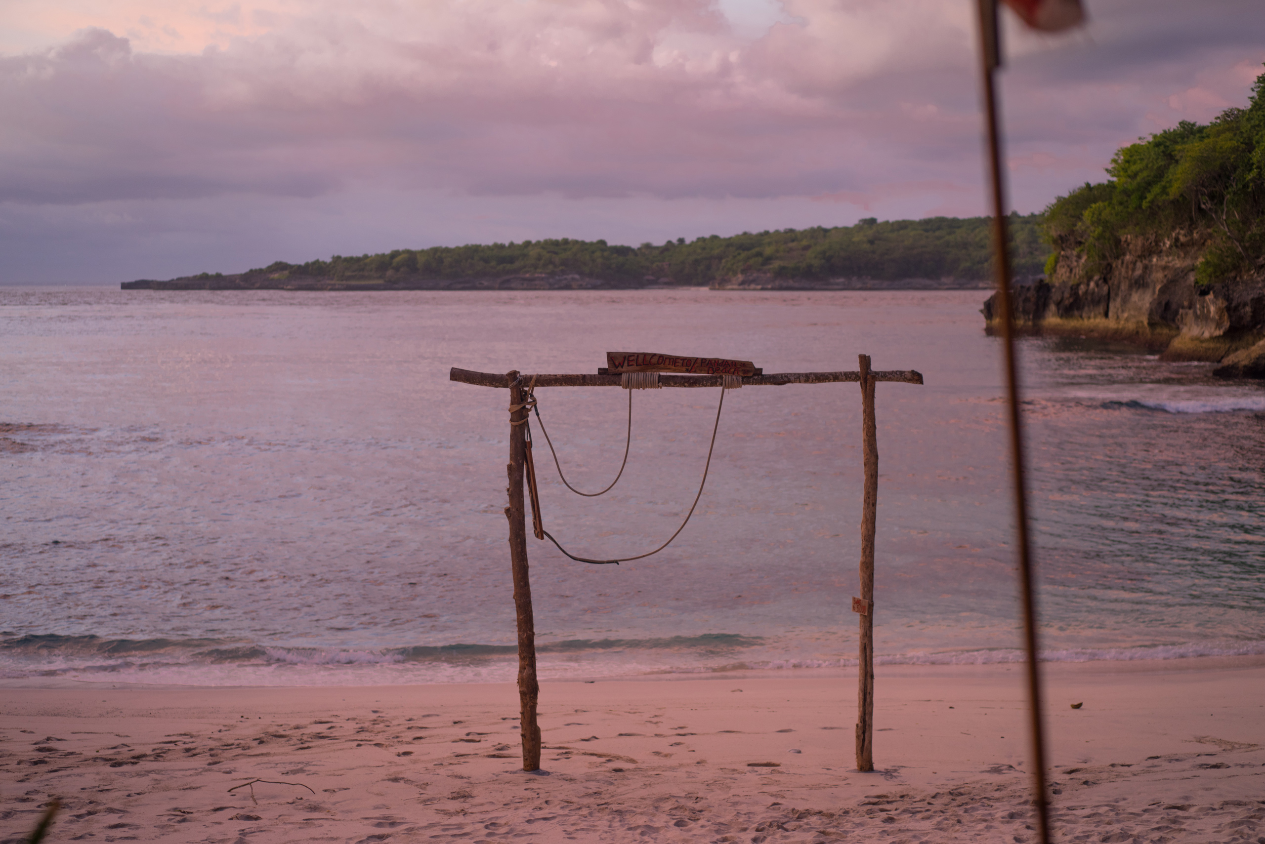 I guess the swing at the beach is out of order, still a nice sunset