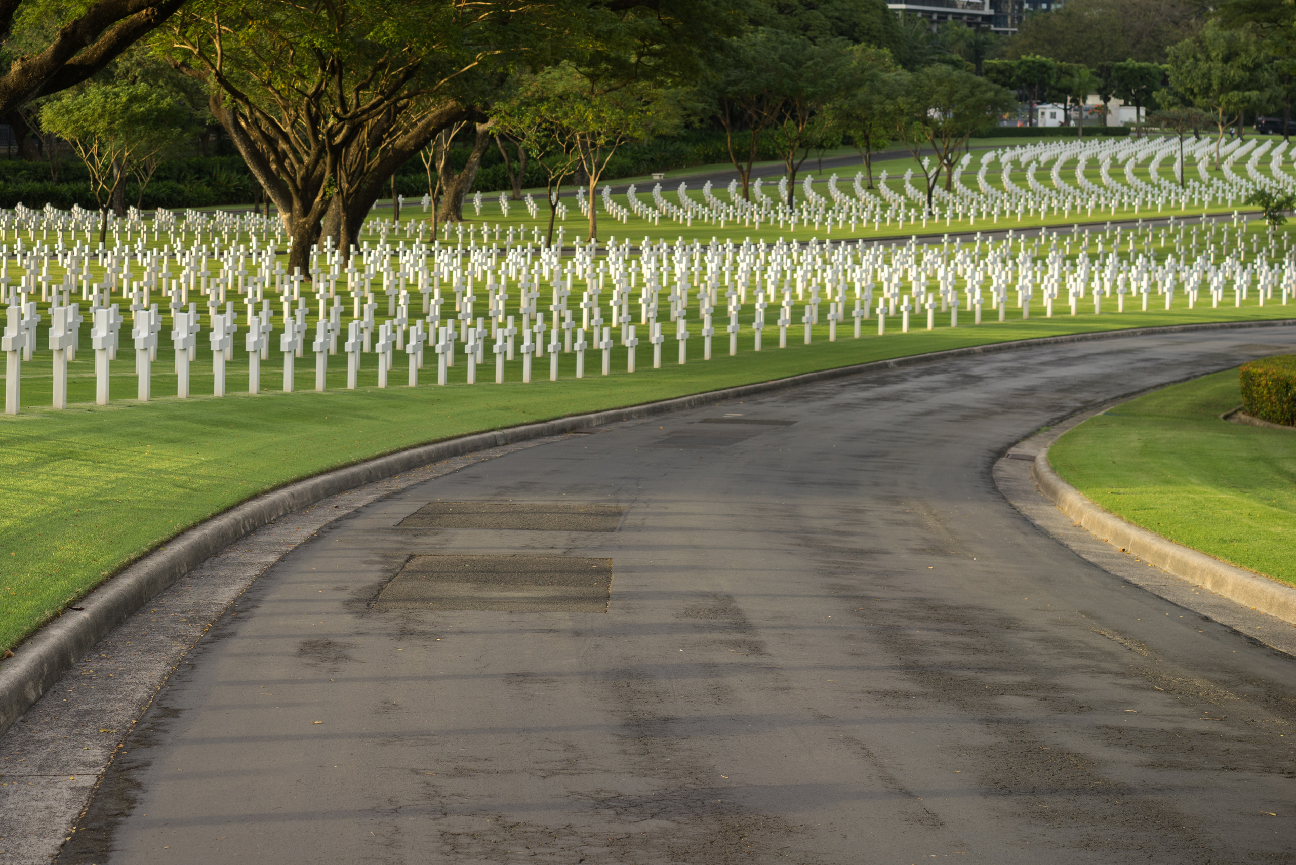 Hundreds of gravesites of fallen World War II casualties